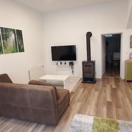 City Apartment Mit Direktzugang Вена Экстерьер фото