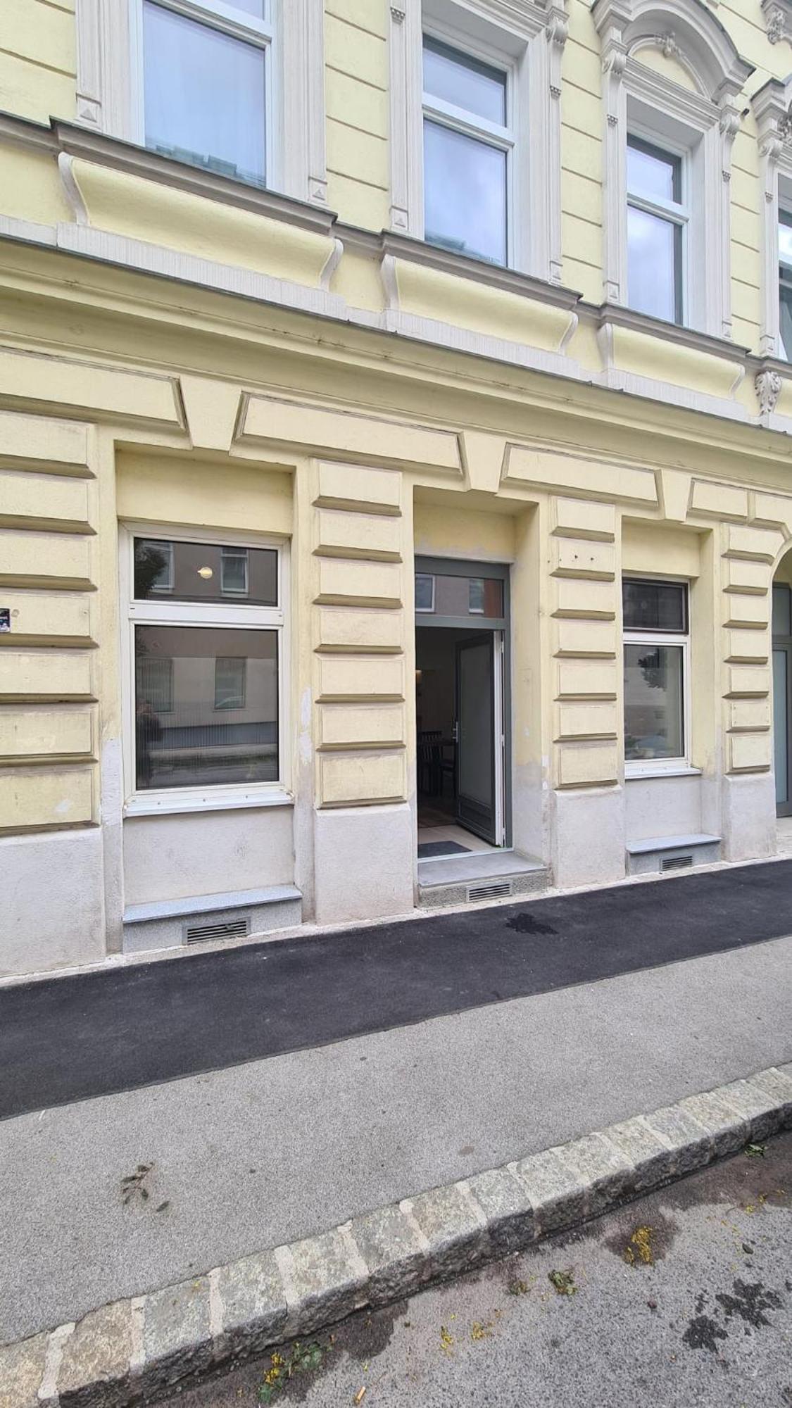 City Apartment Mit Direktzugang Вена Экстерьер фото