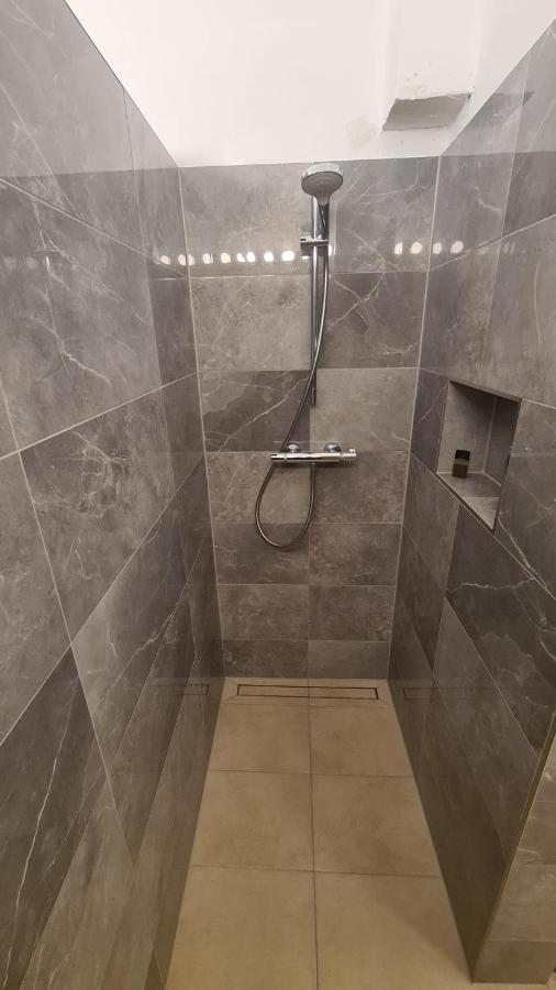 City Apartment Mit Direktzugang Вена Экстерьер фото