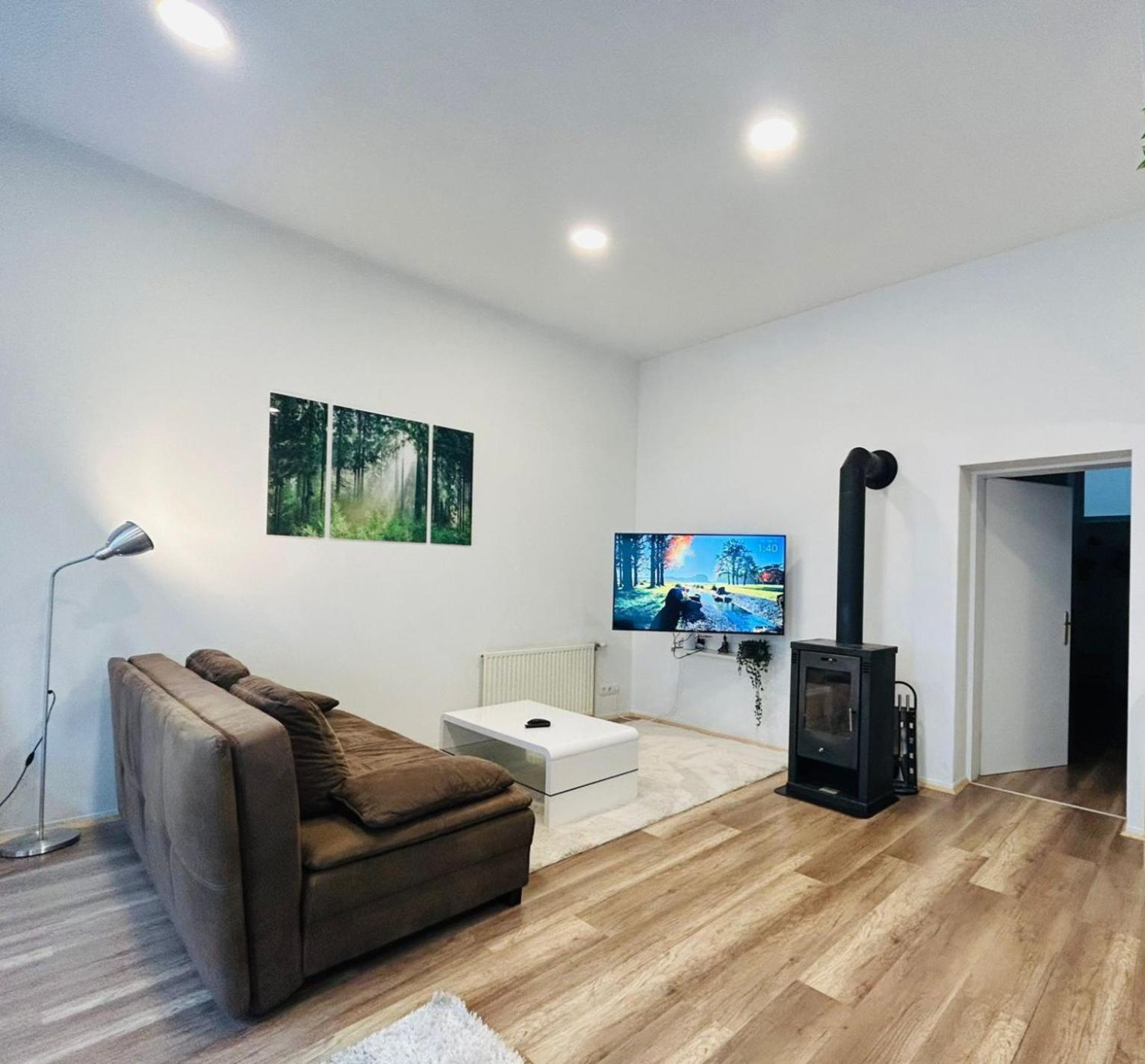 City Apartment Mit Direktzugang Вена Экстерьер фото